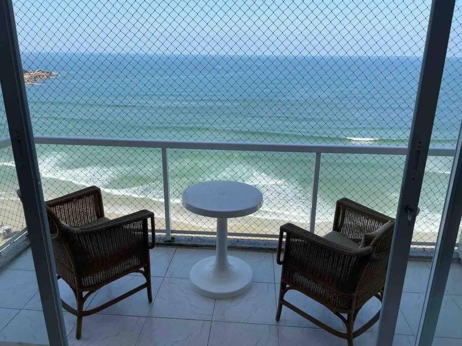 Hermoso Dpto Con Vista Frontal Al Mar Pitangueiras Γκουαρούχα Εξωτερικό φωτογραφία