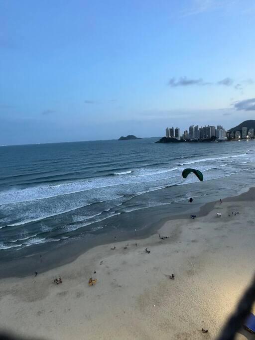 Hermoso Dpto Con Vista Frontal Al Mar Pitangueiras Γκουαρούχα Εξωτερικό φωτογραφία
